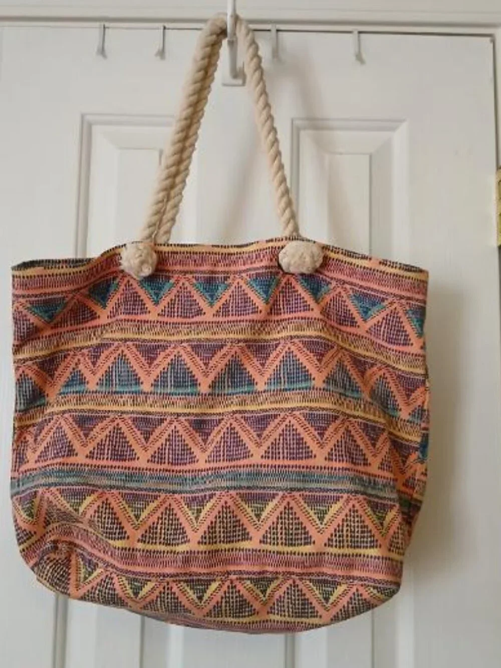 American Eagle Outfitters tote